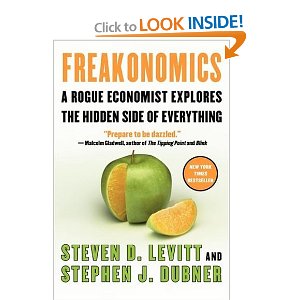 Cover jacket of Freaknomics