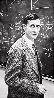 photo:  Freeman Dyson in front of a chalk board.  credit:  William E. Sauro, New York Times