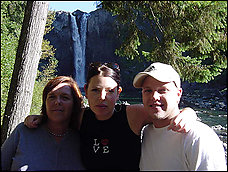 photo: Nancy Erhard, left, with her children, Emmie and Bo. When Bo, 25, suffered a burst artery and severe brain damage in November 2005, his mother donated his organs under the "donation after cardiac death" procedure. (Family Photo)